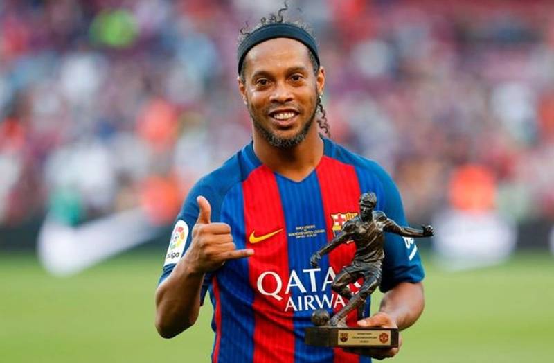 Tại Barcelona Ronaldinho đã trở thành biểu tượng và nguồn cảm hứng cho đồng đội